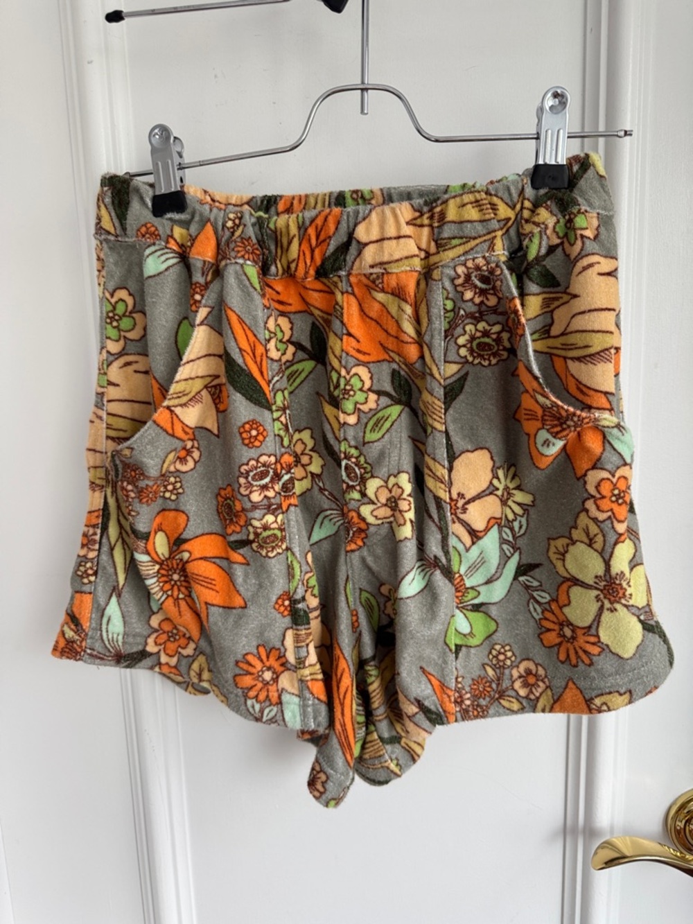 Free People At First Sight Printed Terry shorts -Small Excellent Condition - Picture 3 of 5